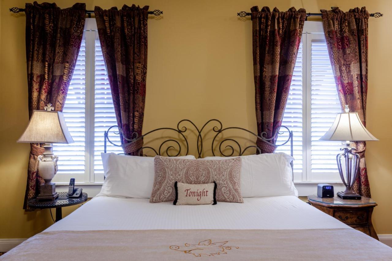 The At Village, A Historic Of America Gasthof 4*