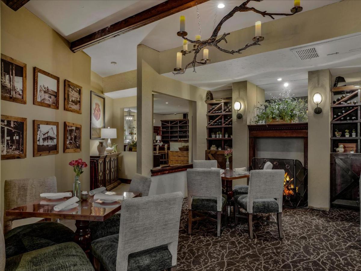 The At Village, A Historic Of America Inn 4*
